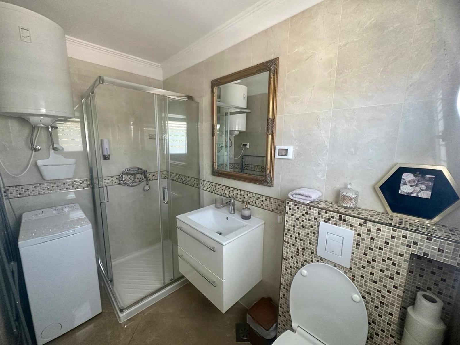 Villa Zonta Apartment Maremi With Private Jacuzzi Buje Eksteriør billede